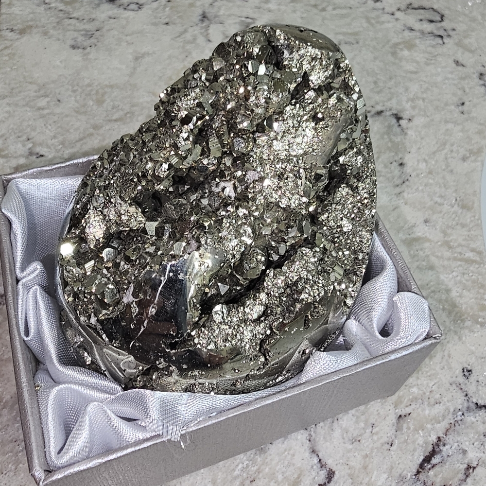 THE GOLDEN PYRITE EGG! GOOSE is GONE, BUT 🥚 STLL AVAILABLE! NWT
